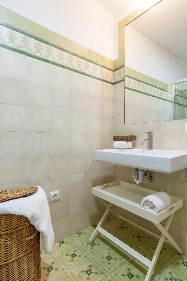 Bordador Apartment Seville Exterior photo