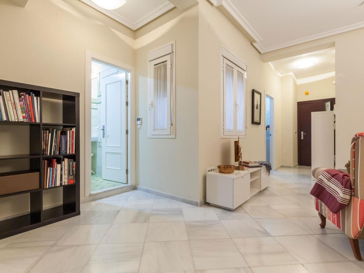 Bordador Apartment Seville Exterior photo